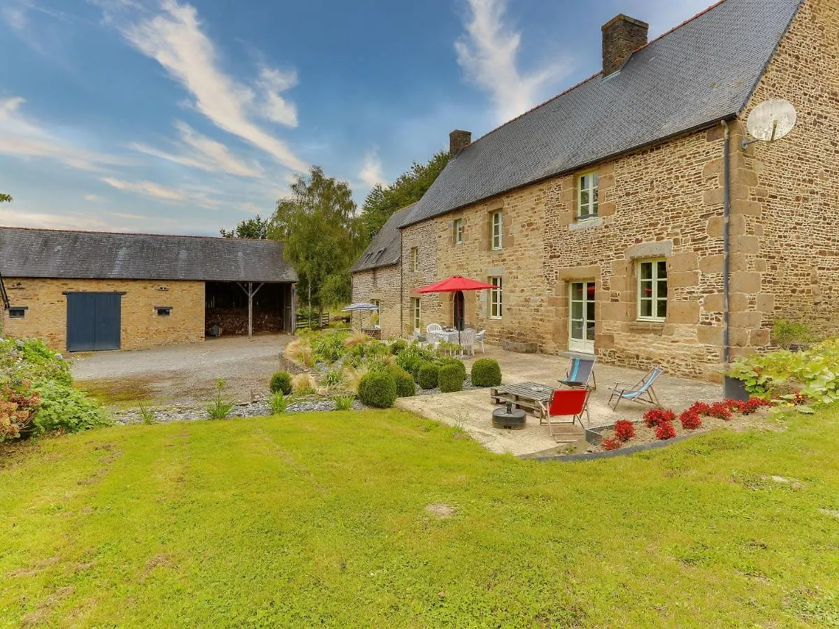 Holiday Home La Tronconnais By Interhome Les Portes du Coglais